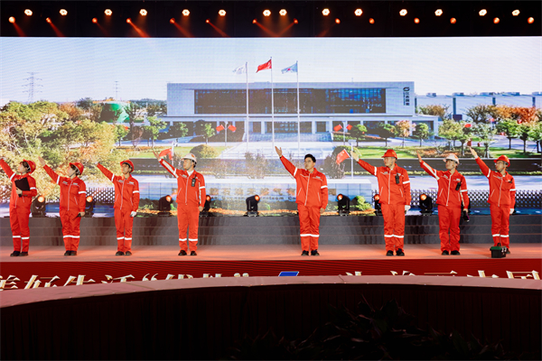 2N2A8739.jpg 2N2A8739.jpg